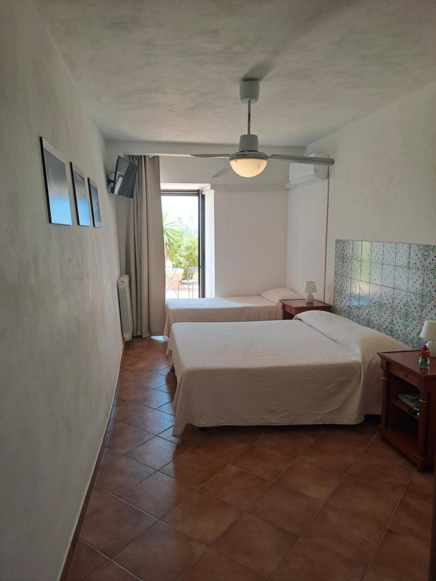 Fattoria Manostalla Villa Chiarelli Balestrate Exteriér fotografie
