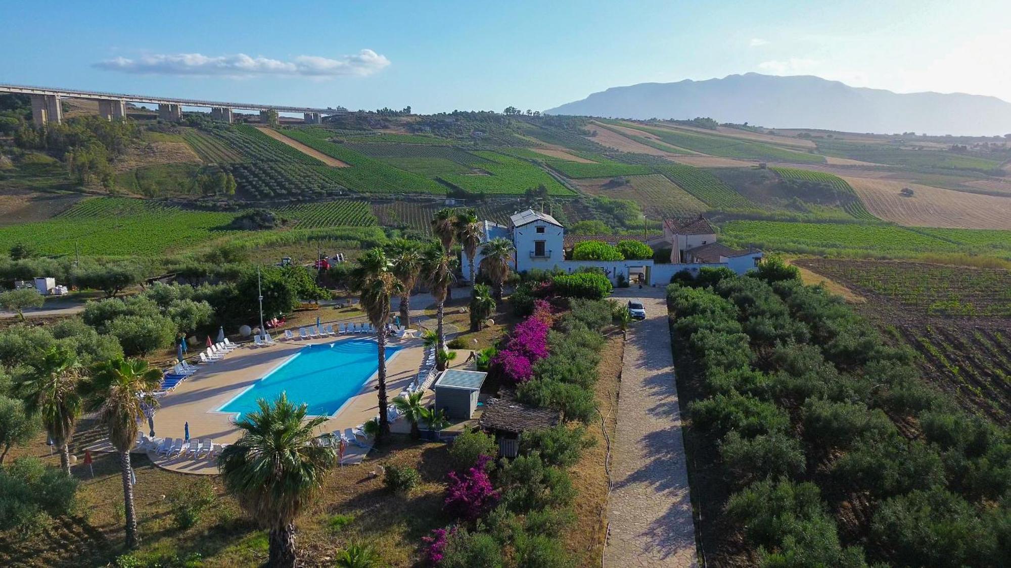 Fattoria Manostalla Villa Chiarelli Balestrate Exteriér fotografie